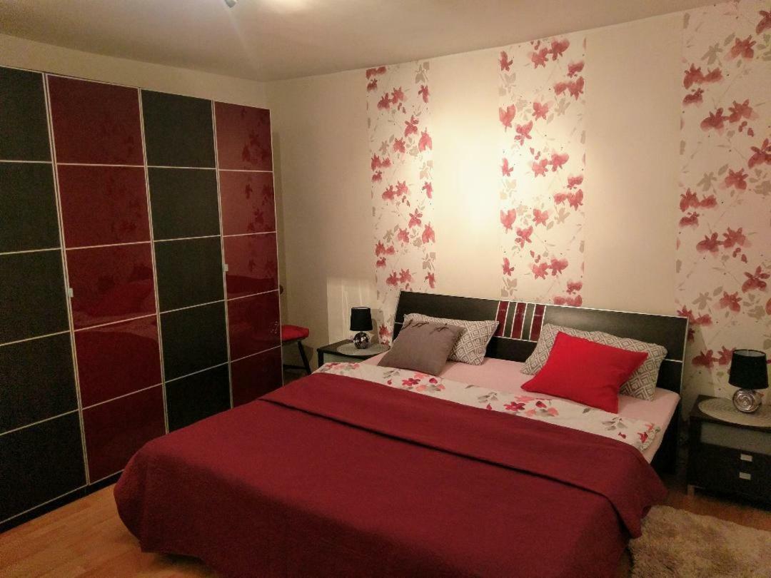 Lovely Apartment With Garden And Terrace Rijeka Exterior foto