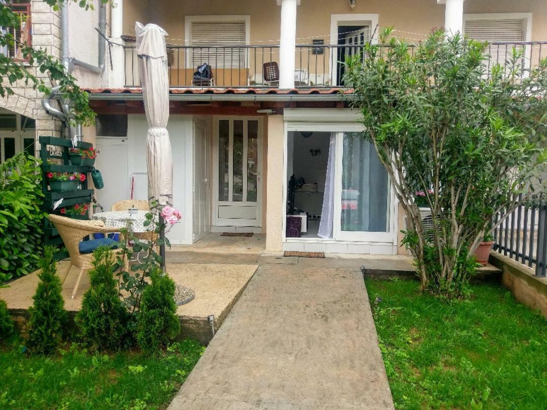 Lovely Apartment With Garden And Terrace Rijeka Exterior foto