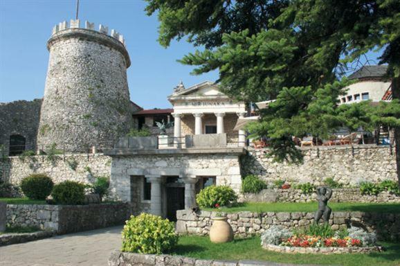 Lovely Apartment With Garden And Terrace Rijeka Exterior foto