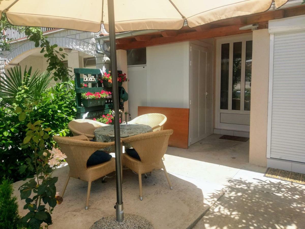 Lovely Apartment With Garden And Terrace Rijeka Exterior foto
